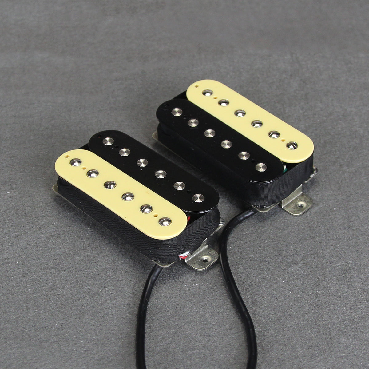 Pastillas Humbucker de doble bobina para guitarra eléctrica FLEOR Alnico 5 para piezas de guitarra eléctrica, 3 colores disponibles