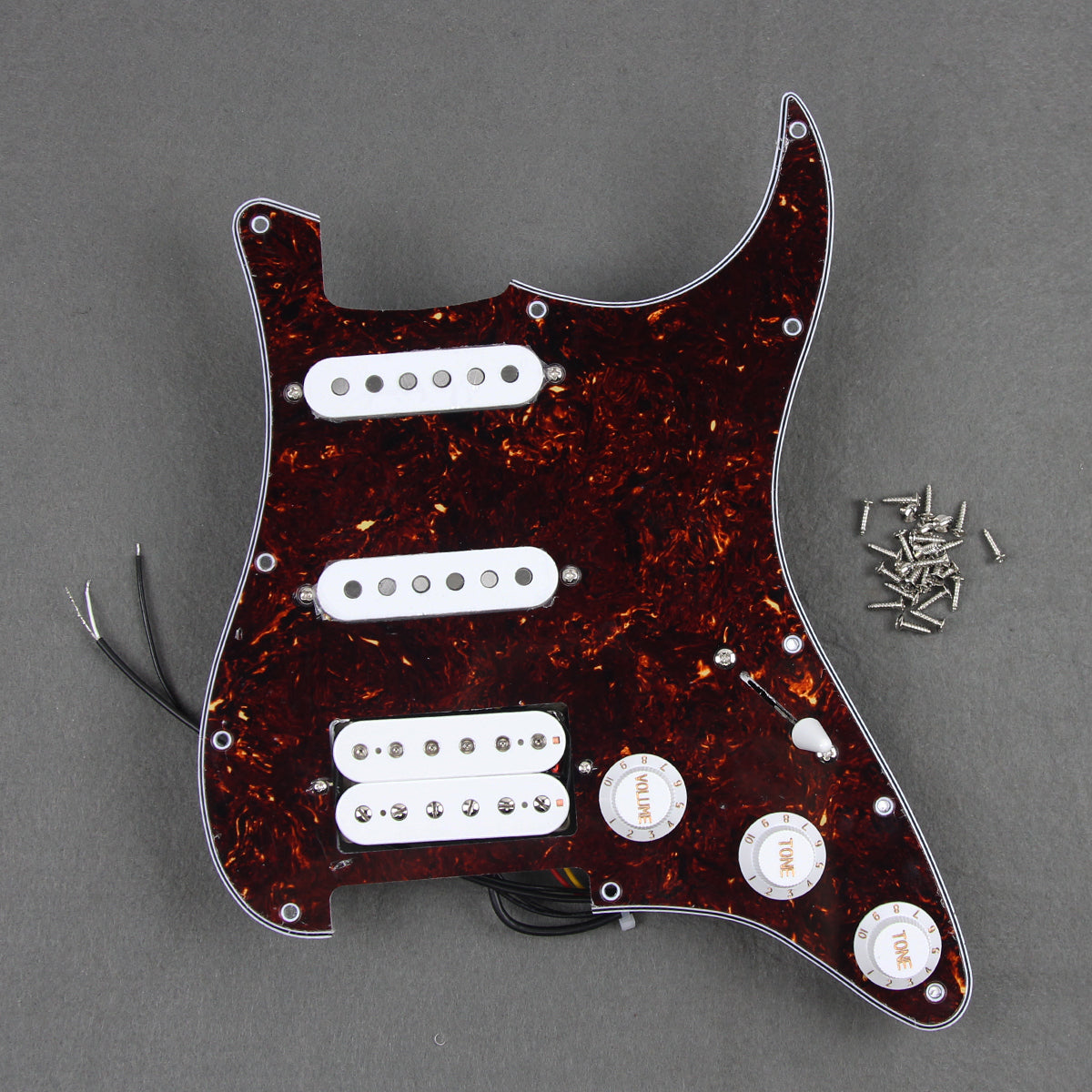 FLEOR Alnico 5 Prewired HSS ST Guitar Pickguard SSH