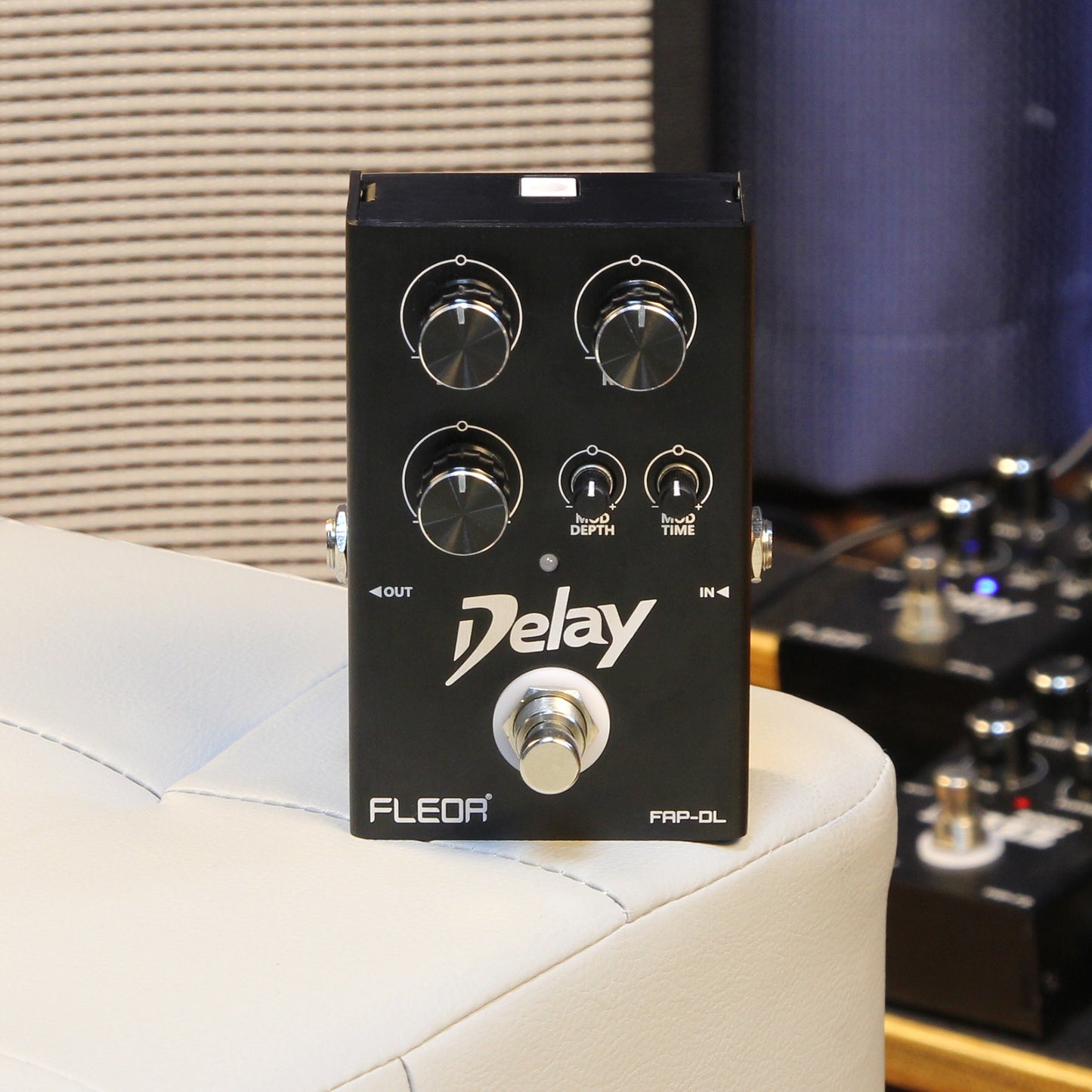FLEOR FAP-DL Ambient Delay (DELAY) Analog Single Effects Pedal