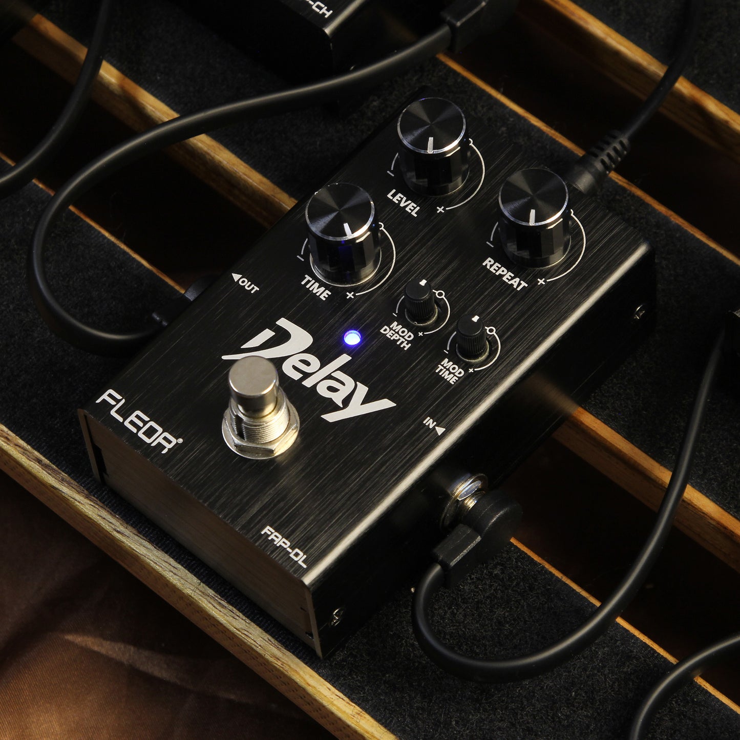 FLEOR FAP-DL Ambient Delay (DELAY) Analog Single Effects Pedal