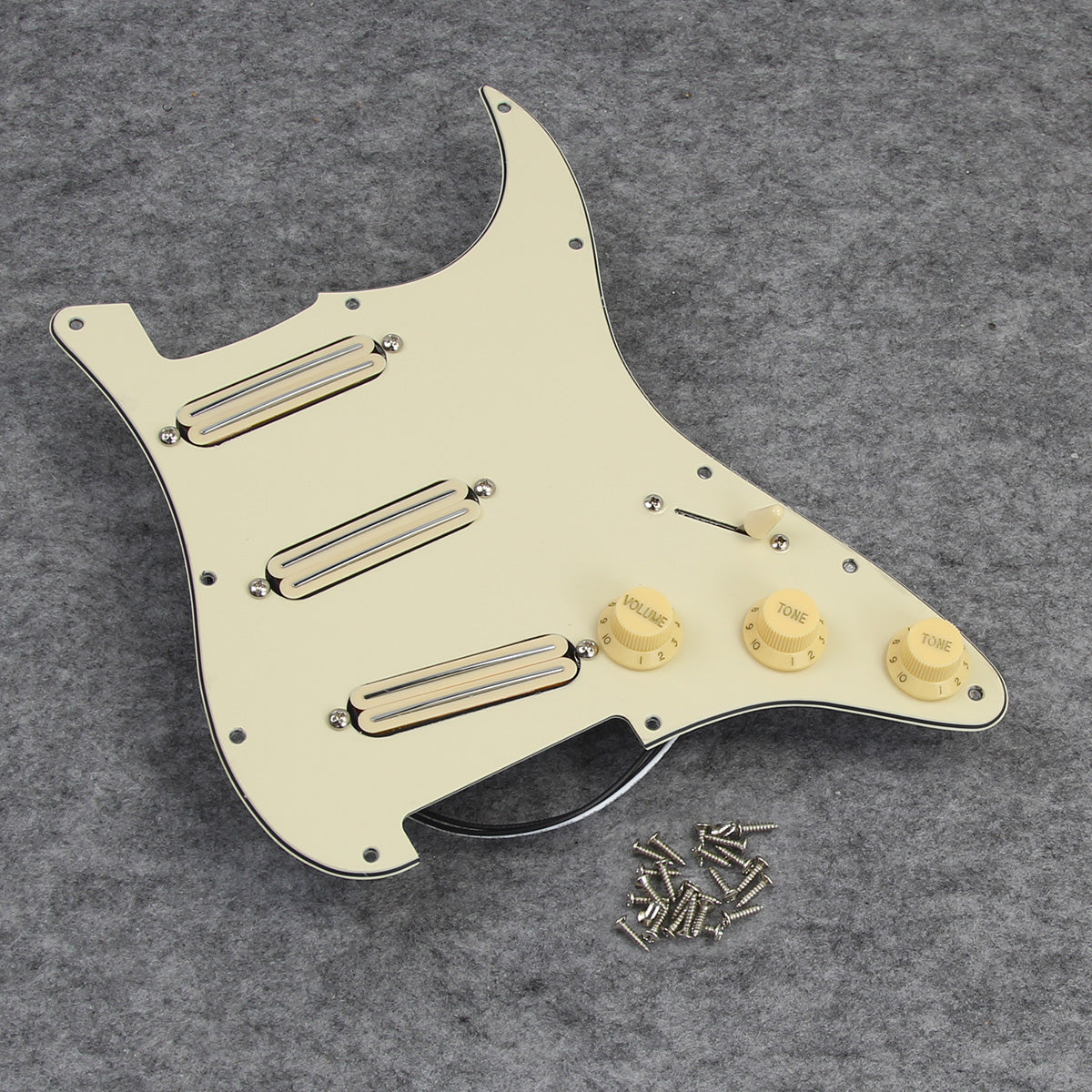 FLEOR Alnico 5 Hot Rails SSS Prewired Guitar Pickguard | iknmusic