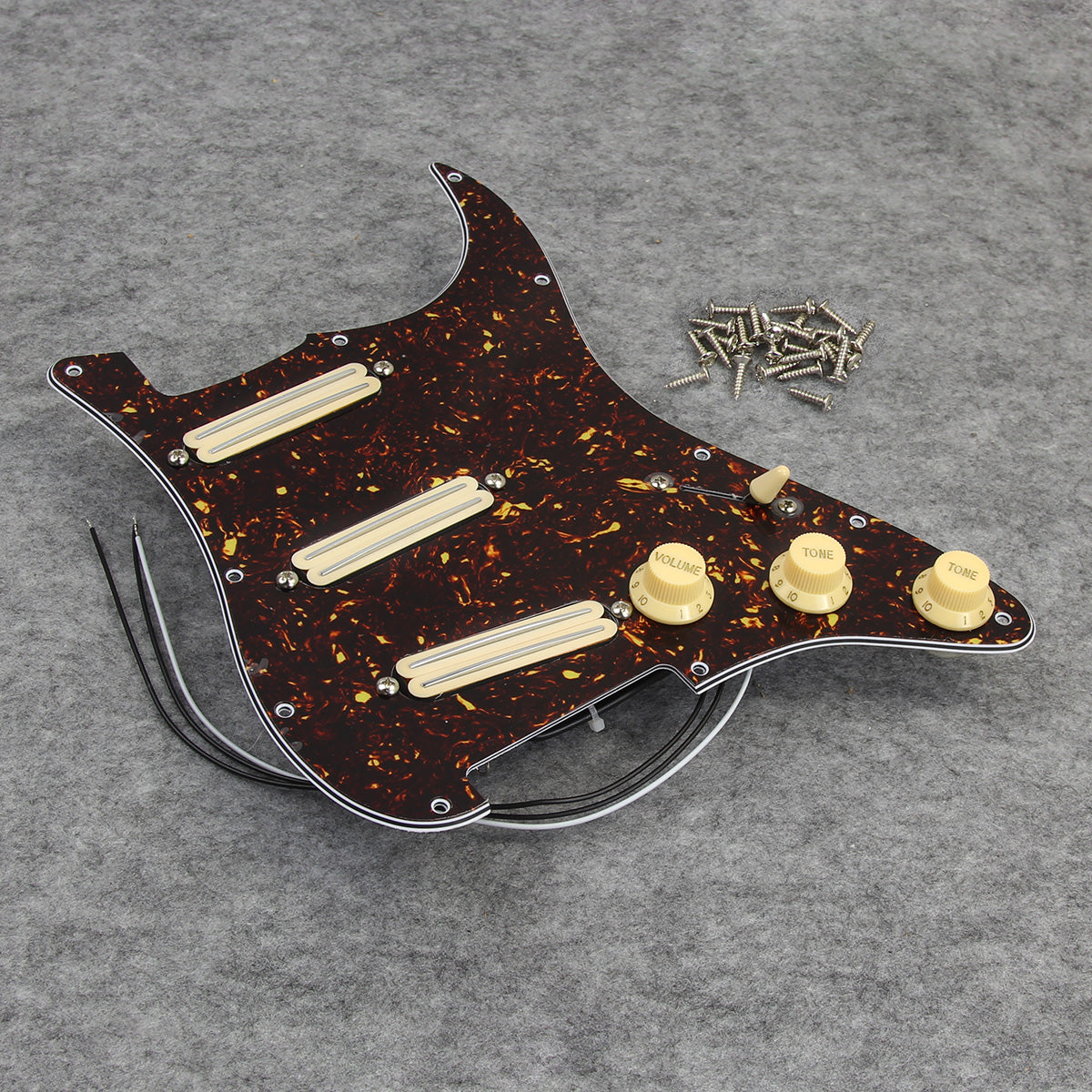 FLEOR Alnico 5 Hot Rails SSS Prewired Guitar Pickguard | iknmusic