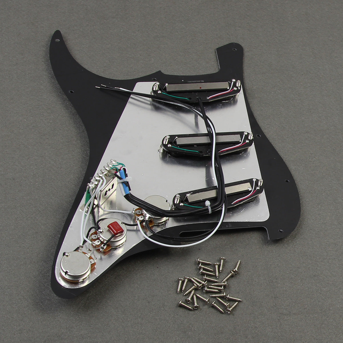 FLEOR Alnico 5 Hot Rails SSS Prewired Guitar Pickguard | iknmusic