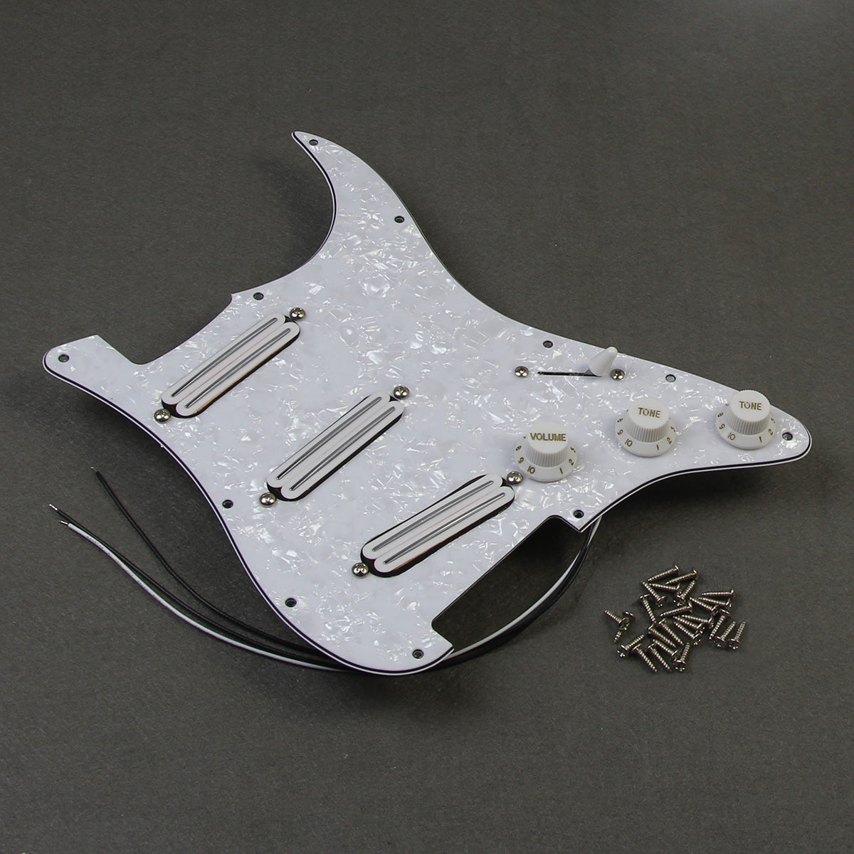 FLEOR Ceramic Hot Rails SSS Prewired Guitar Pickguard | iknmusic