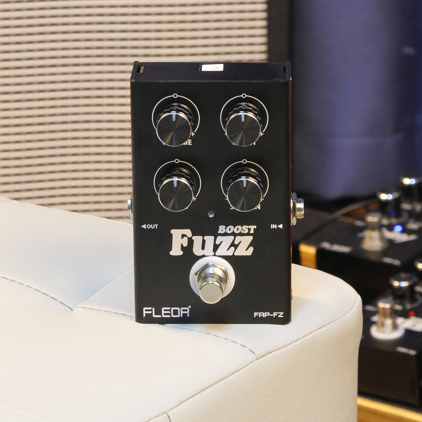 FLEOR FAP-FZ Analog-Voiced Fuzz + Boost Pedal